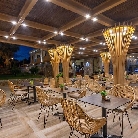 Dias Hotel & Apts Stalida Екстериор снимка