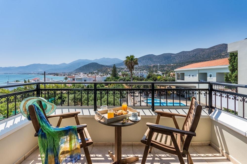 Dias Hotel & Apts Stalida Екстериор снимка