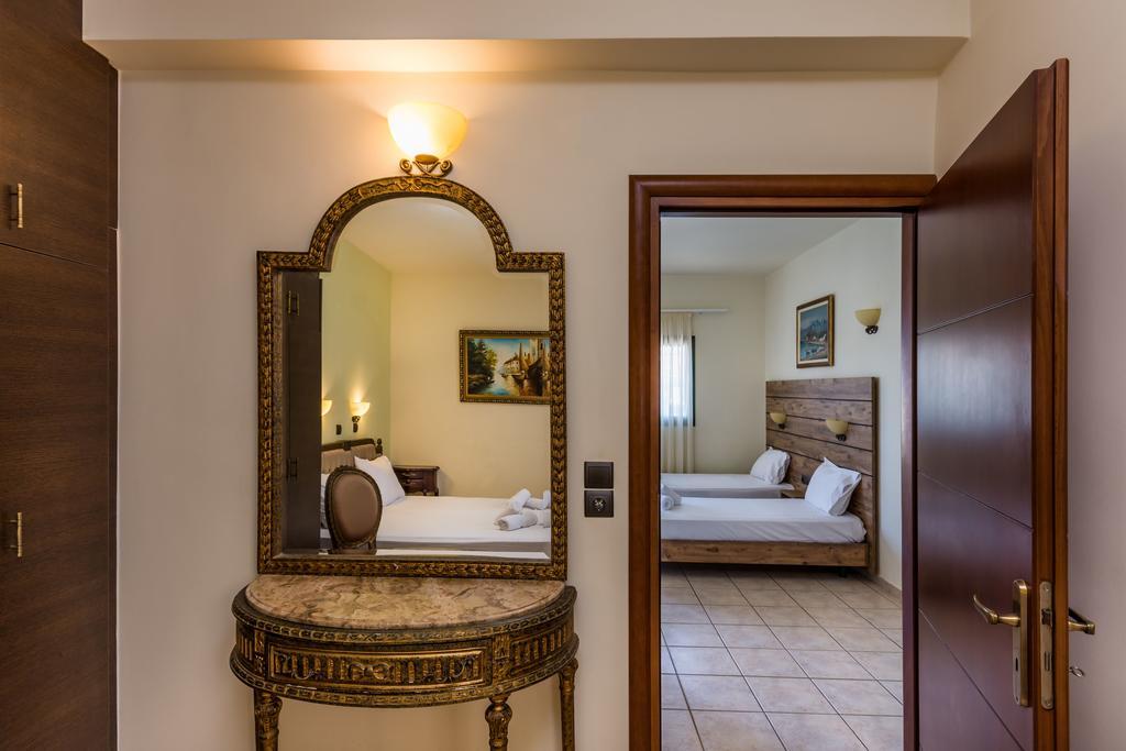 Dias Hotel & Apts Stalida Екстериор снимка